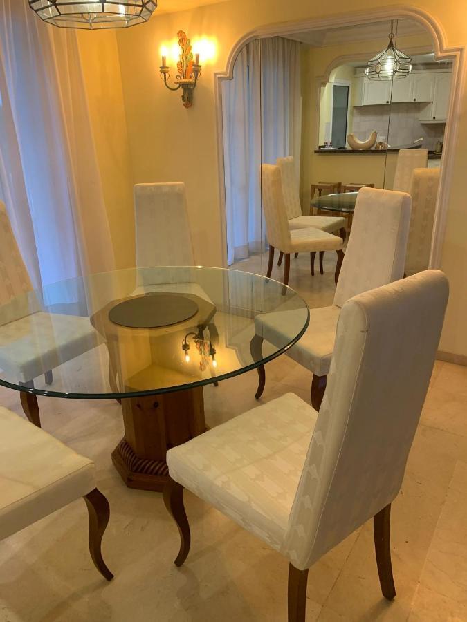 Classical In Elviria Apartemen