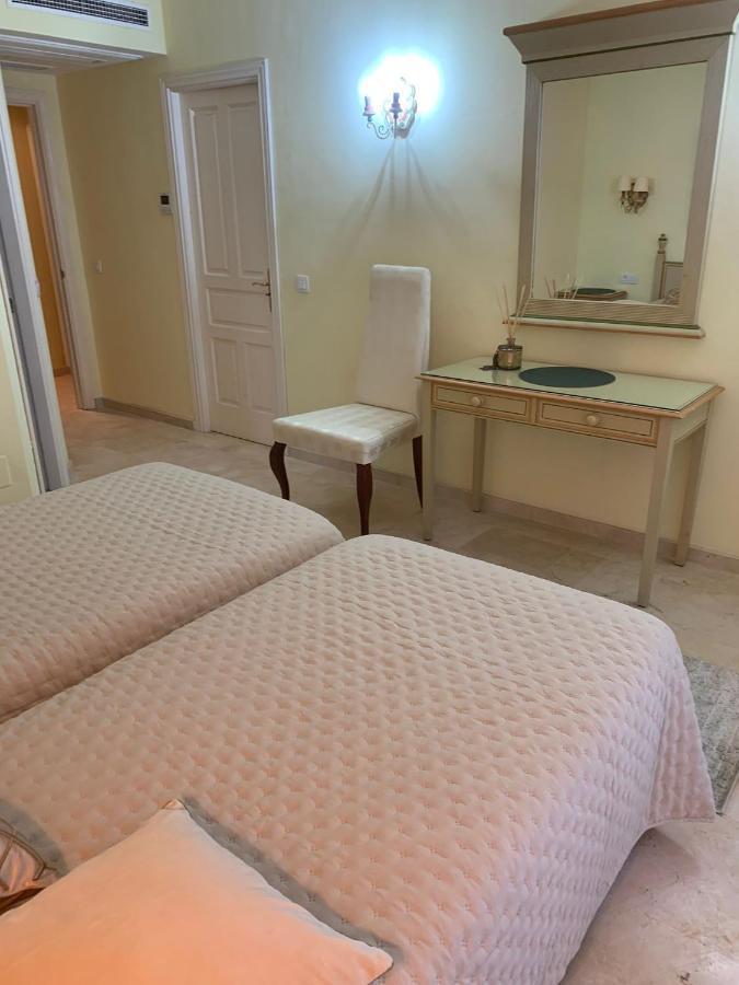 Classical In Elviria Apartament *